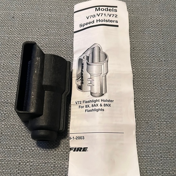 Surefire V72 Flashlight Holster for 8X, 8AX & 8NX Flashlights - Picture 3 of 3